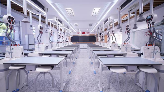 中学理化生智能吊装实验室整体解决方案(图2)