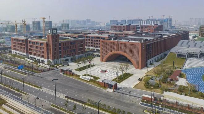 开年王炸登场！揭秘南部新城顶流红盘背后的流量密码……(图20)
