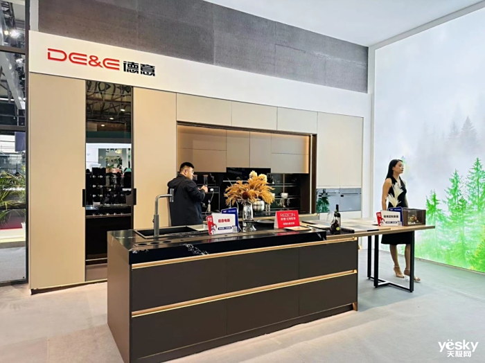 AWE2024访德意智家阮金成：大风压冠绝行业(图8)